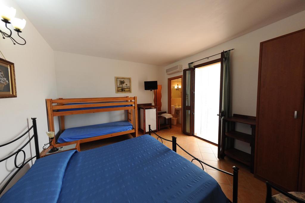 B&B Il Giardino Degli Ulivi Torre Santa Sabina Exteriér fotografie